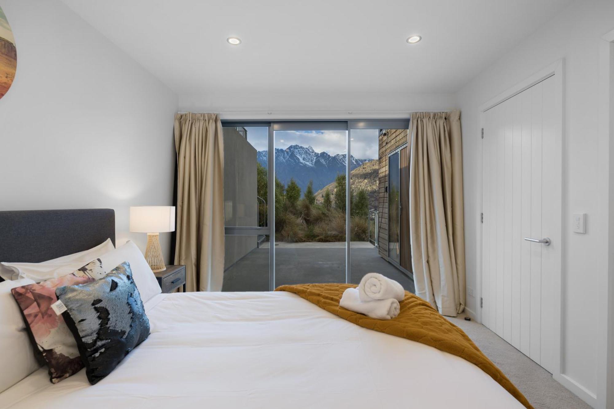 Luxury Away - Summit View Βίλα Κουίνσταουν Εξωτερικό φωτογραφία